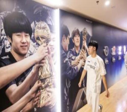 IG怎么办冒泡赛交手Tarzan或Kanavi四号种子晋级注定交手T1或GEN