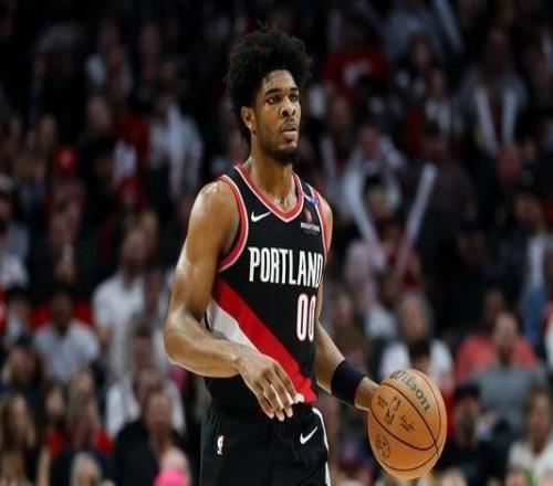 开拓者官宣：亨德森现已恢复非对抗性的球场训练两周后复查