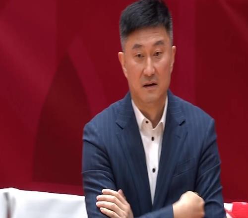 3消息！杜锋深夜发声，焦泊乔被辽篮球迷辱骂，朱芳雨买断王少杰