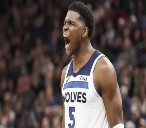 米切尔复出空砍30+7+8骑士遗憾客场负于森林狼