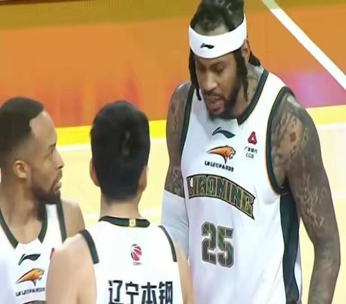 CBA最新排名大变天，辽宁队终于赢球，冠军球队十连败太离谱