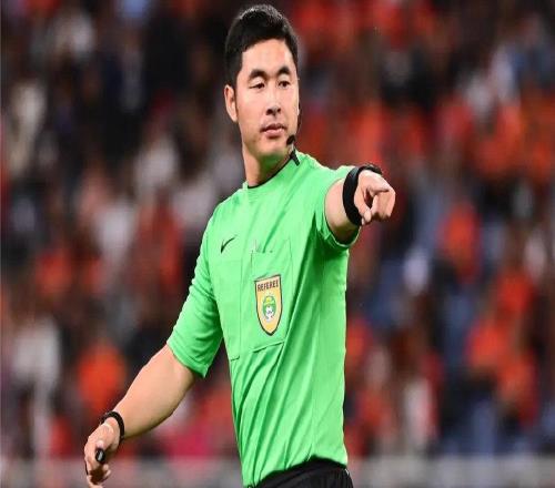 中超裁判！邢琦主哨铜梁龙战苏州，徐强强执法青岛红狮对广州豹