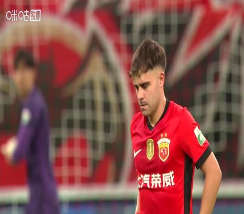 中超最新积分榜：榜首易主，上港反超申花暂时登顶，三镇7轮不胜