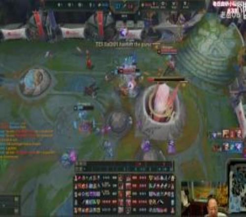 被DK野辅走下打成022！JiaQi+fengyu寒冰烈娜塔被DK野辅EZ洛打爆！