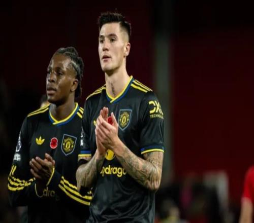 内维尔：谢什科看起来有些笨拙，上半场其实有几次很好的机会