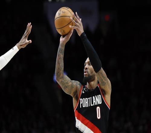 都在卖！2017年至今NBA有10队易主凯尔特人61亿湖人100亿