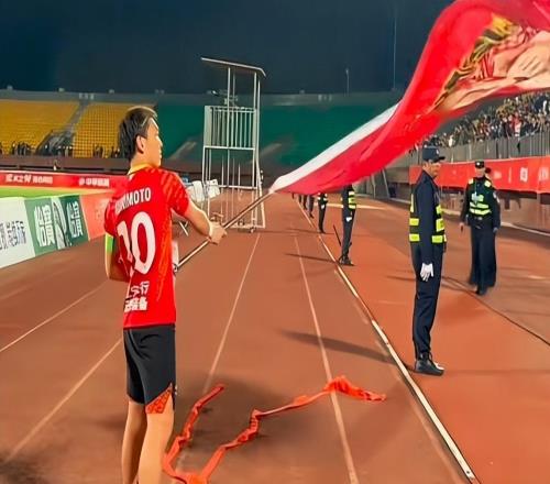 无奈！辽宁铁人不续约中场核心，5球19助外援离队