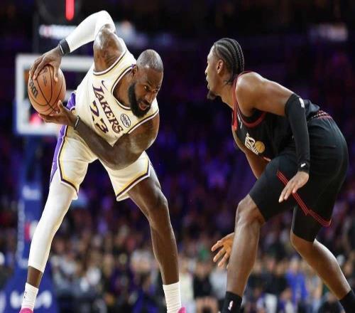 41岁詹姆斯29分封神！湖人升西部第二，第23季记录再刷新