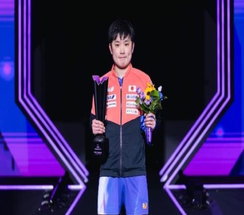 张本智和：对手在那个节点换衣服，我也睁一只眼闭一只眼