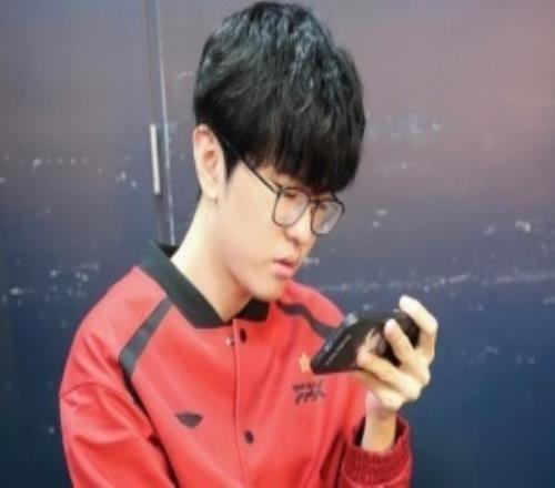 尴尬！Jiejie加盟FPX后五局游戏暂未一局战绩为正