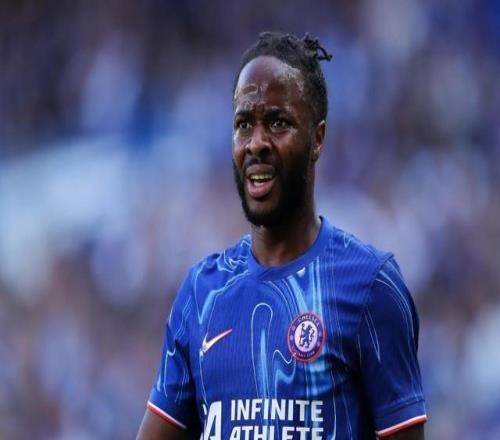 记者：西汉姆联有意斯特林，但斯特林希望冬窗永久转会