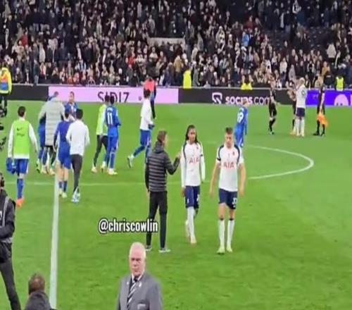 唇语专家解读：斯彭斯离场前对弗兰克说道“我不干了”