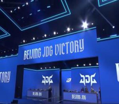 管泽元锐评BLG再次被翻：离谱