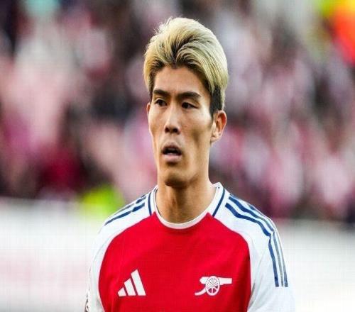 ESPN：富安健洋今晚抵达阿姆斯特丹，明天接受阿贾克斯体检