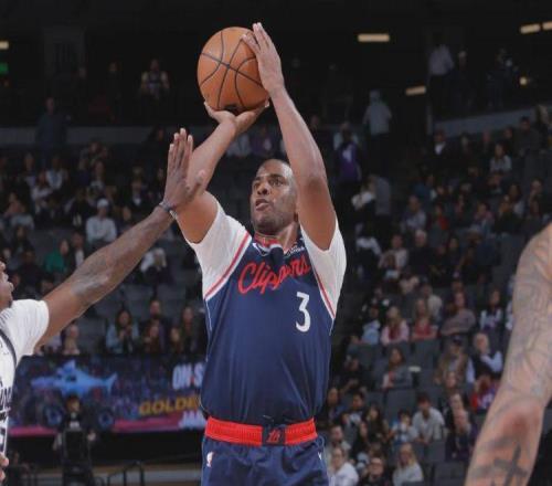 不打了！生涯最后一舞！保罗宣布退役时间