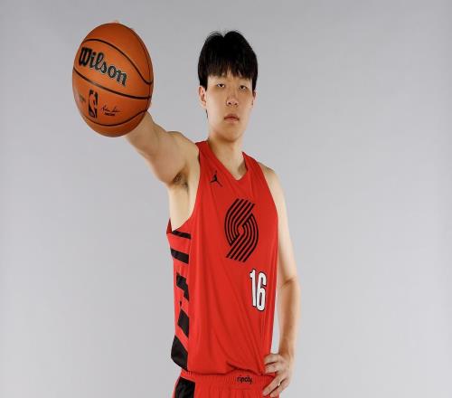 队记：相对于CBA夏联就像开了2倍速杨瀚森能够适应已算不错