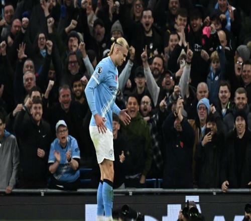 热闻哈兰德双响，10轮狂轰13球！曼城31伯恩茅斯升英超第二