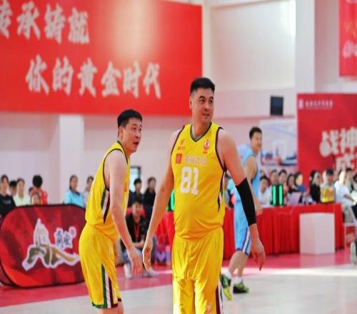 “战神”刘玉栋、张劲松、吴庆龙来南安了！这场友谊赛超燃！