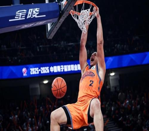 主场9585胜吉林，上海久事男篮收获新赛季开门红