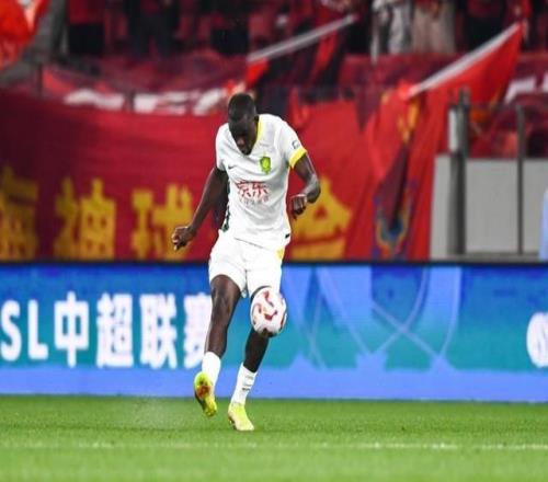 博主：恩加德乌昨日赛前踩场训练受伤，无缘今晚与浙江的比赛