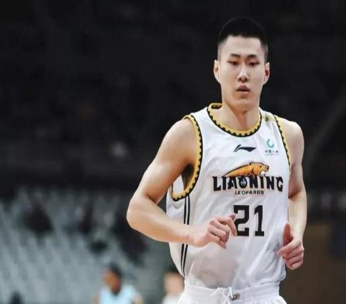 CBA常规赛！东北德比生死局，辽宁内线双塔锁死吴昌泽