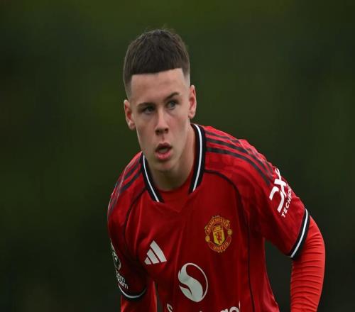 太阳报：鲁尼儿子凯有望代表曼联U18在老特拉福德完成首秀