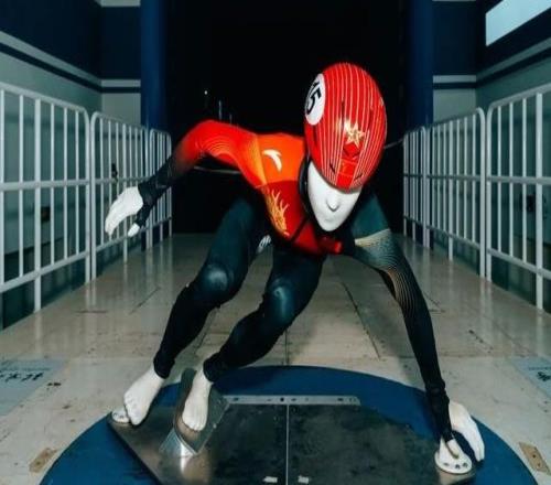 安踏，放大招了