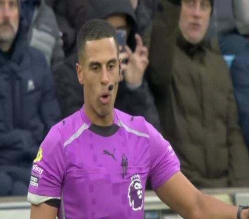 瓜帅：今天是主裁首次执法英超，现在大家都会认识他了