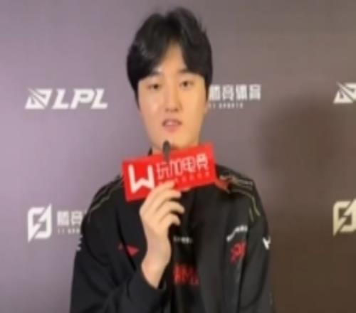 Peyz：队内跟Xun最合拍Zhuo说话很可爱也很善良