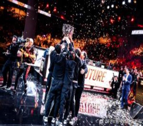 FPX长文告别LPL：2019此生难忘的吉光片羽2021的骤不及防暂别往昔，万幸相遇