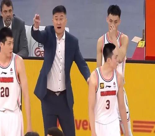 CBA要大结局，顶级球队连签三位超级球员，辽宁广厦广东都服了