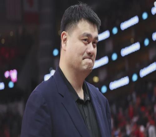 重大利好！杨瀚森离开开拓者！释放两个信号，中国球迷长舒一口气