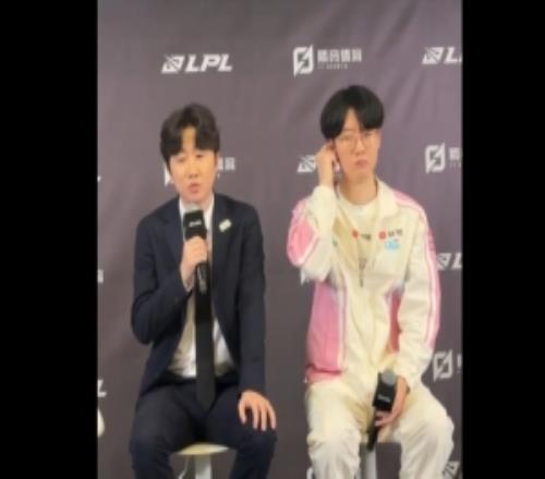 原来BP没一起Daeny：失误比较多第1把第2把都有bp上的意见不合