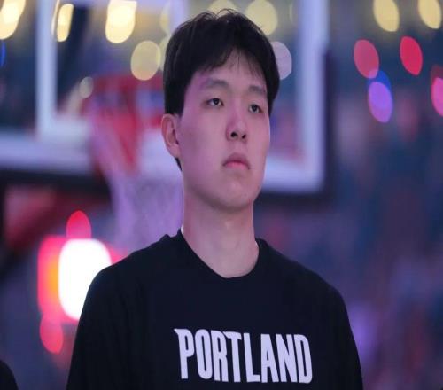 下放仅2天后，开拓者官宣：从混音队召回杨瀚森此前已下放召回多次，本人曾回应：去发展联盟不是一个坏事