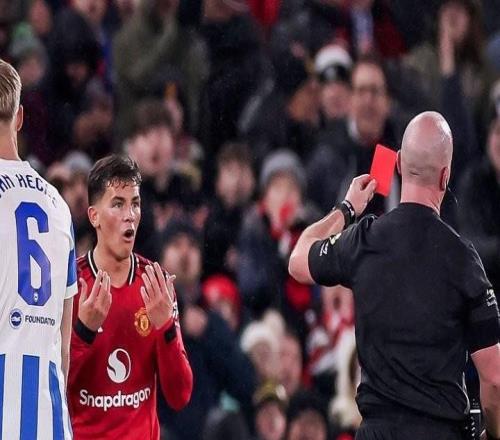 曼联小将莱西染红，哈格里夫斯：他还是孩子，会吸取教训的