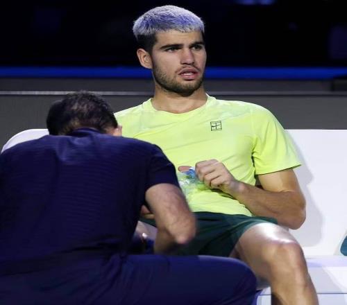 阿卡回应首盘大腿受伤但否认作为输球借口，辛纳重申两人是好朋友