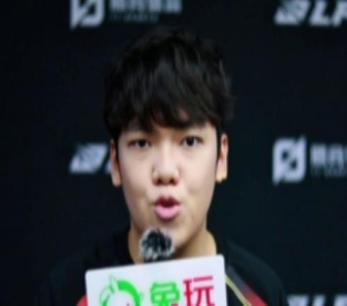 angel：SU7操作比YU7好Shanks是主动联系我探店的