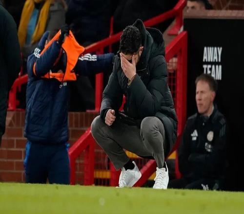 阿莫林下课原因曝光：总监质疑战术主帅当场回怼必须换球员