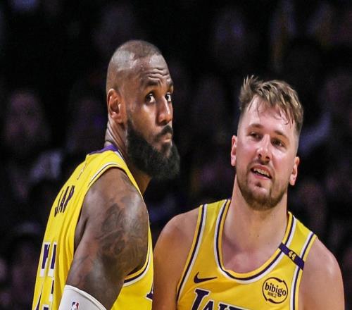 NBA高管：湖人有望打入分区决赛他们引入艾顿和斯玛特后变强了