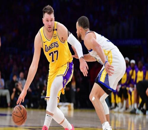 锁定签约4人，却遭竞争对手落井下石！NBA豪门倒下，离重建不远了