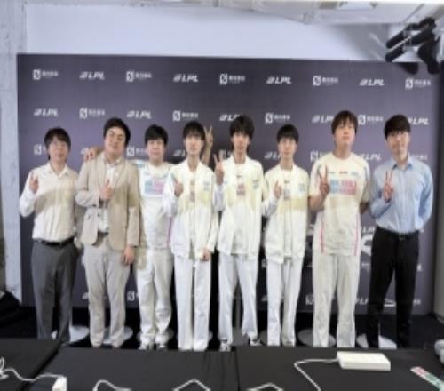 BLG赛后群访教练：我们调整了游戏内的打法期望是可以进决赛吧