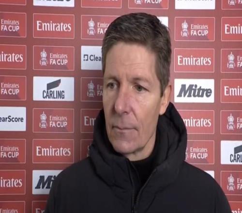 格拉斯纳：我没法解释今天的表现，踢这种比赛无需战术和主帅