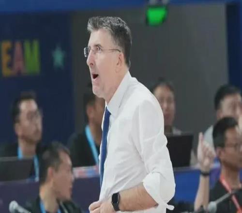 曝新疆男篮邀请欧洲名帅接任！乔帅助教，上赛季带领北控打进八强