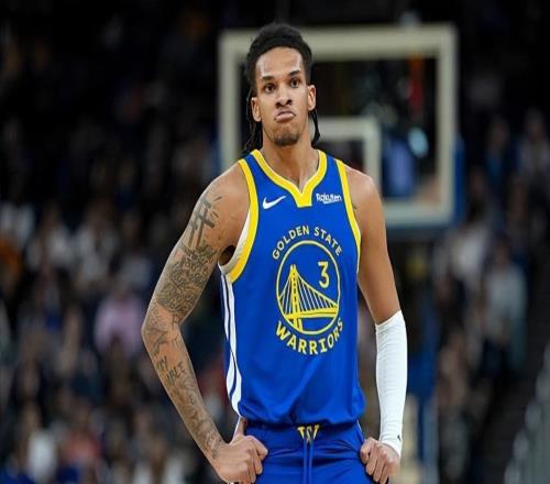 攻防两端都刷满了存在感，勇士后场新秀能否尽快撞破新秀墙