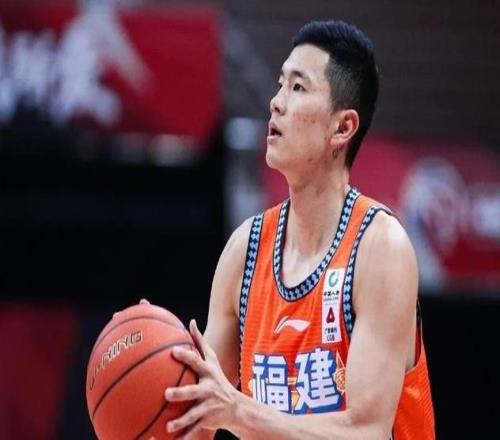 邱彪谈陈林坚：希望能补强三四号位，但体检必须过关