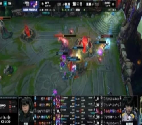 管泽元：感觉KT第一把这个状态像要速通了CFOBO5人晕晕的