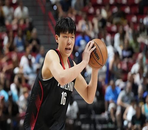 中国有1.65亿球迷，杨瀚森在开拓者即使只是替补也能引起大量关注