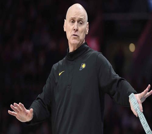 分析：步行者队可向独行侠队提出的交易方案，可找到特纳的替代者