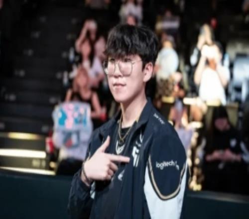 Ruler：被评价为史一下之一很骄傲LPL初五杀最记忆深刻