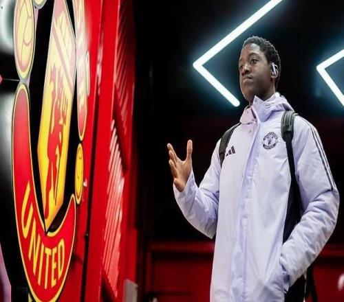 邮报：梅努希望冬窗离开曼联，有12家俱乐部对他感兴趣